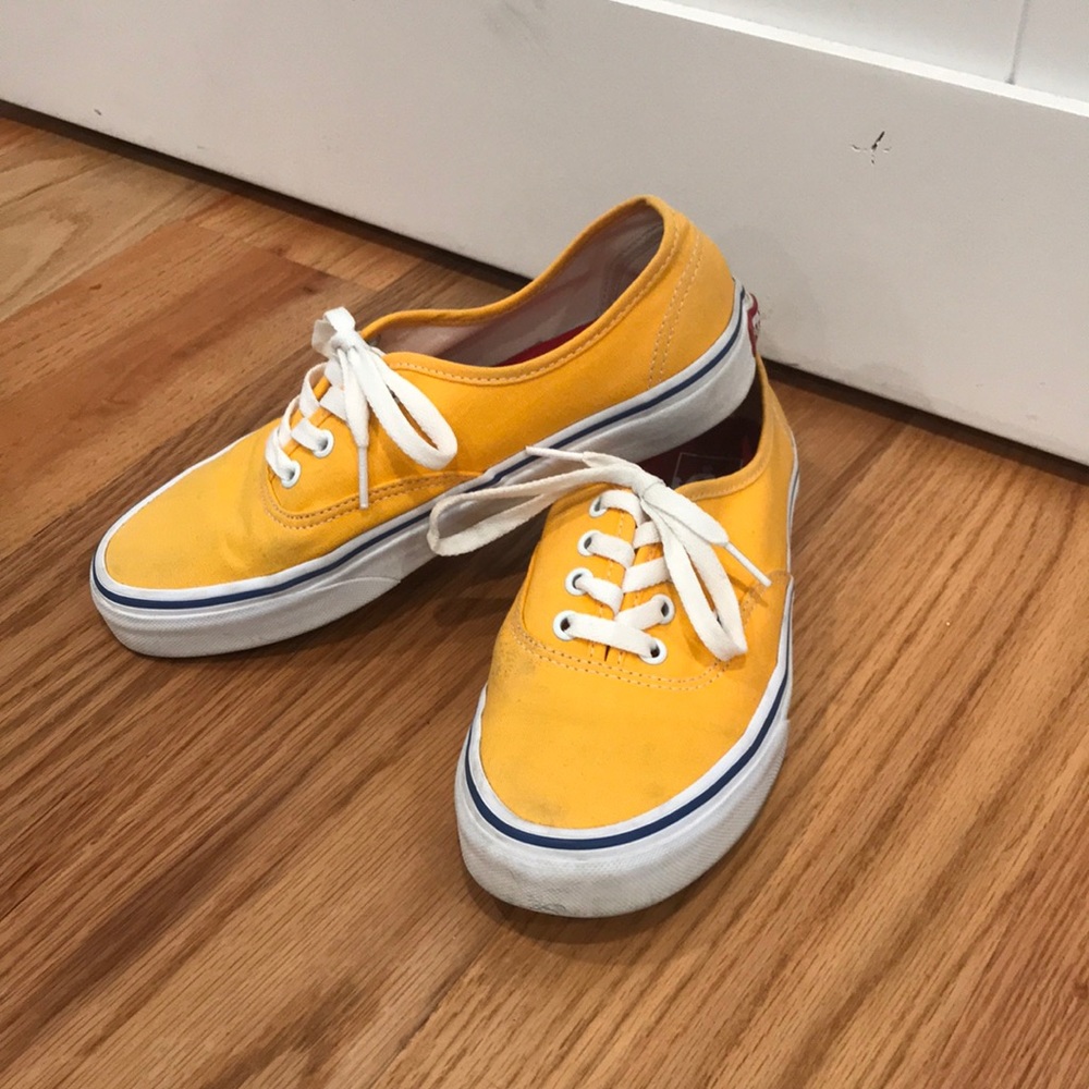 Lace-up VANS
